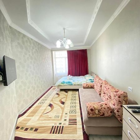 Atlantis Apartment Bishkek Exterior photo